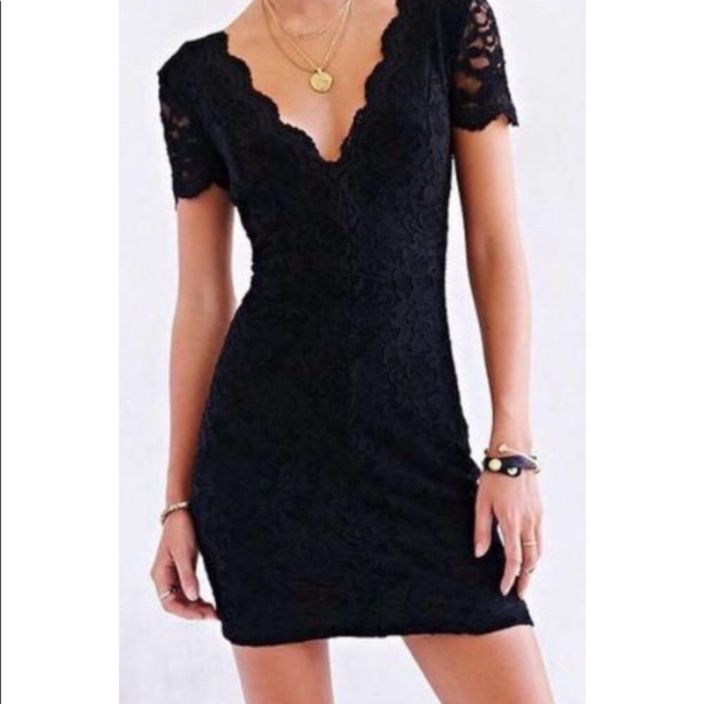 Urban Outfitters Black Scallop Bodycon Lace Dress
